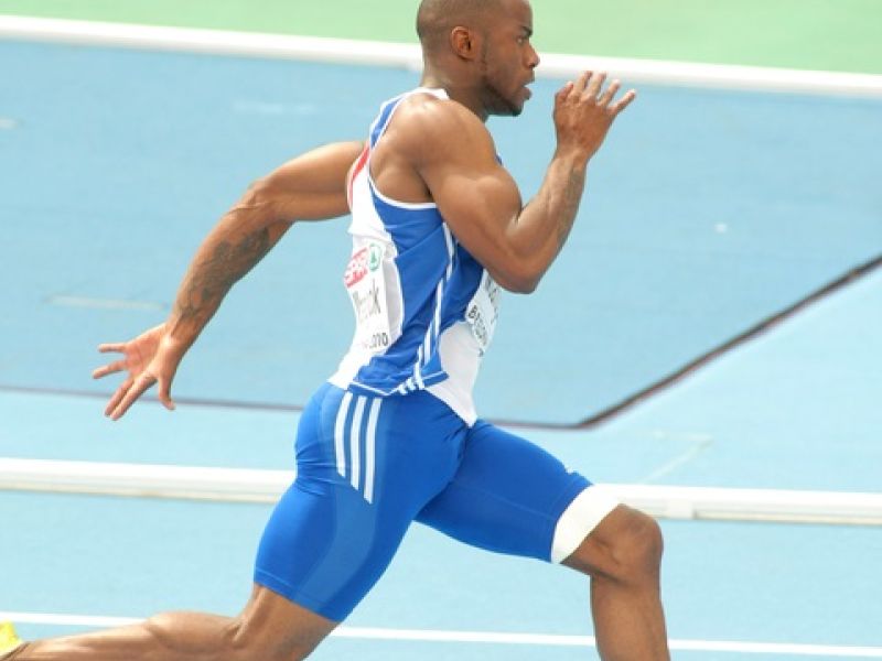 How to start a sports agency in France