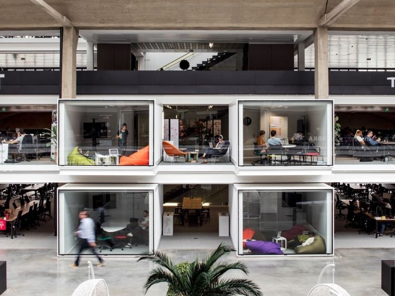 Station F : fer de lance du renouveau entrepreneurial français